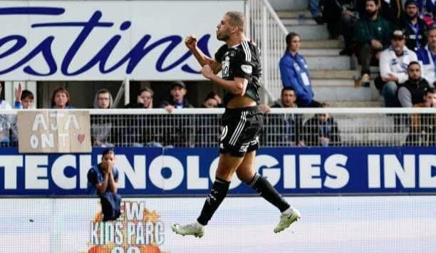 Brest : L’Algérien Slimani ouvre son compteur buts (vidéo)