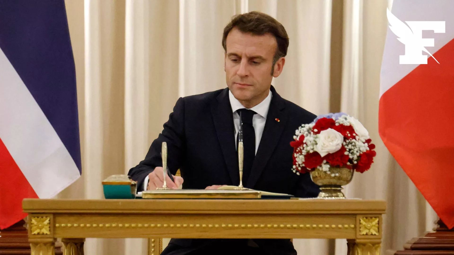 Coupe du Monde 2022 : en langue arabe, Macron assure le soutien de la France au Qatar