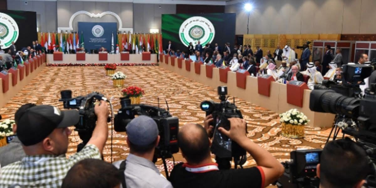 Sommet arabe : Plusieurs journalistes marocains « séquestrés » en Algérie