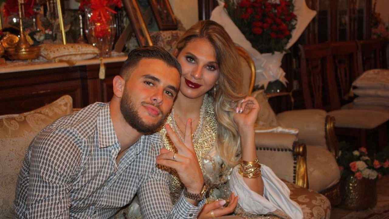 Coup de foudre lors de la première rencontre entre  Tayeb Meziani et sa femme
