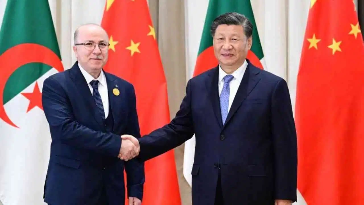 Chine: le Premier ministre algérien en tête à tête avec le président de la Chine Xi Jinping