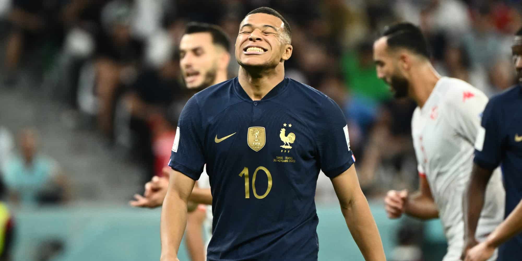 Mercato-PSG : découvrez l'invitation surprise que reçoit Mbappé
