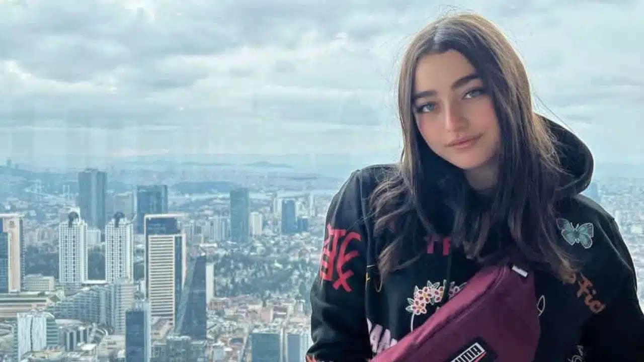 L’Algérienne Ines Abdelli et sa féerique attirance des fans