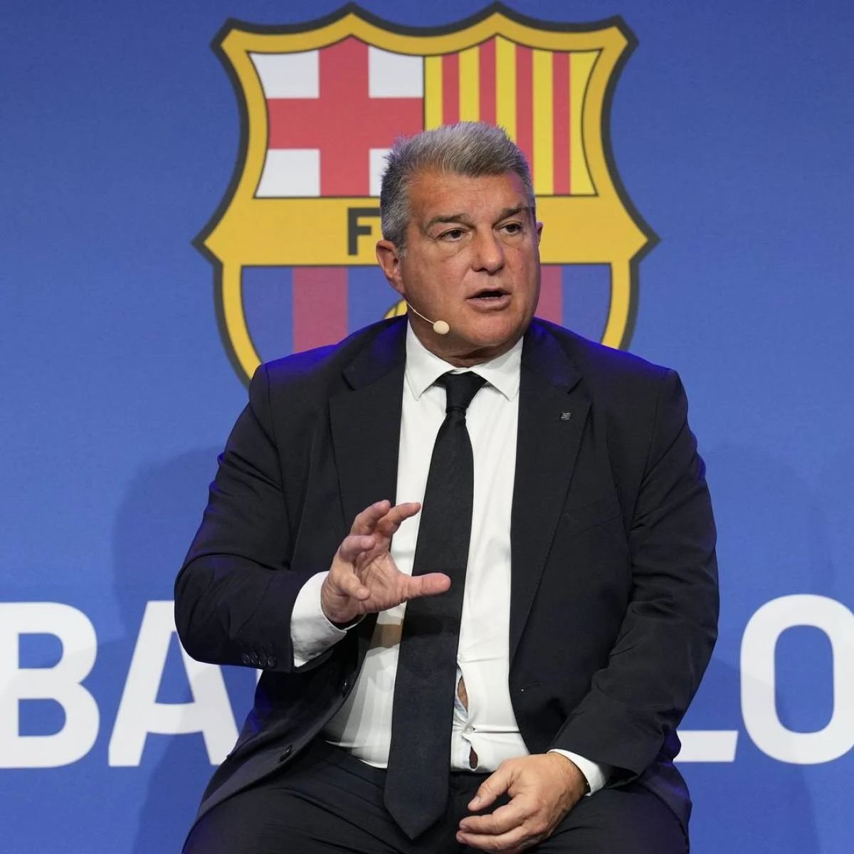 Affaire Negreira au FC Barcelone : l’UEFA demande des comptes