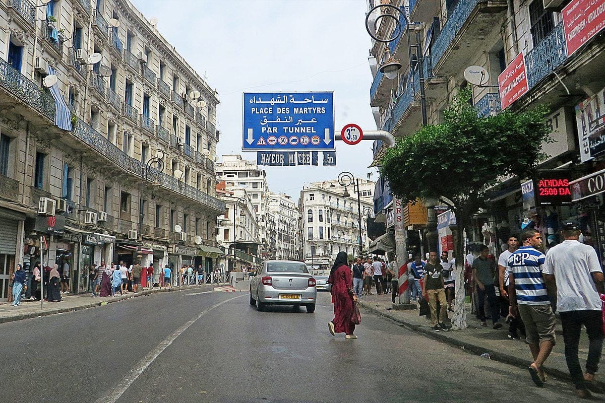 Alger-SEAAL : la rue Hassiba Ben Bouali est temporaire fermée pour travaux