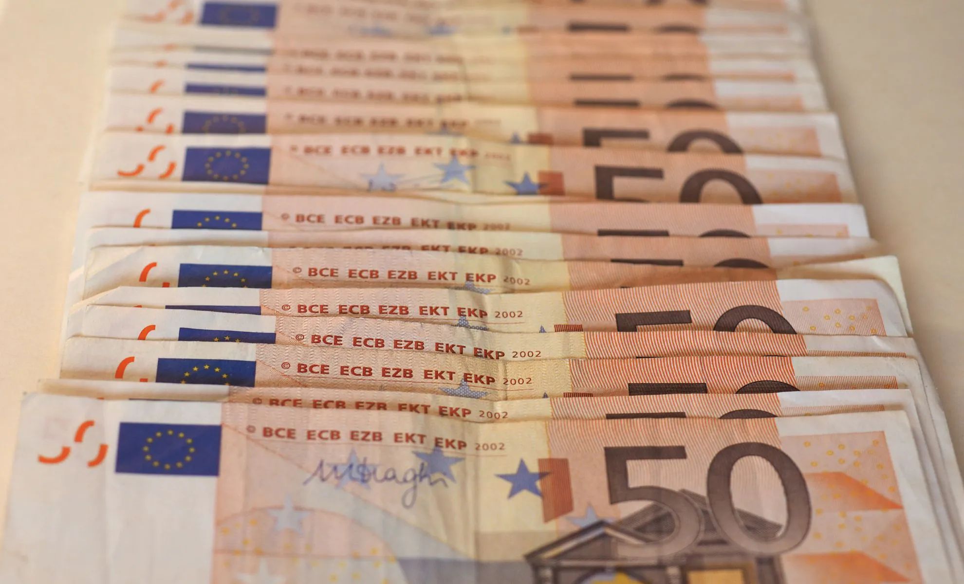 Incroyable ! Voici comment un Algérien a détourné 40'000 euros de prestations sociales