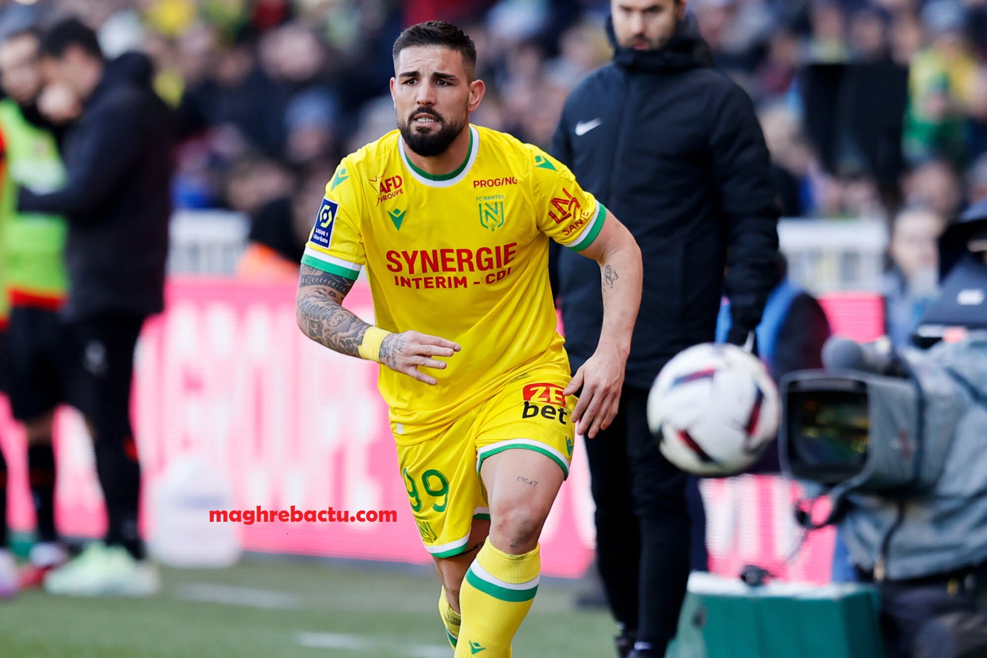 Andy Delort pète les plombs à cause des supporters de Nantes 