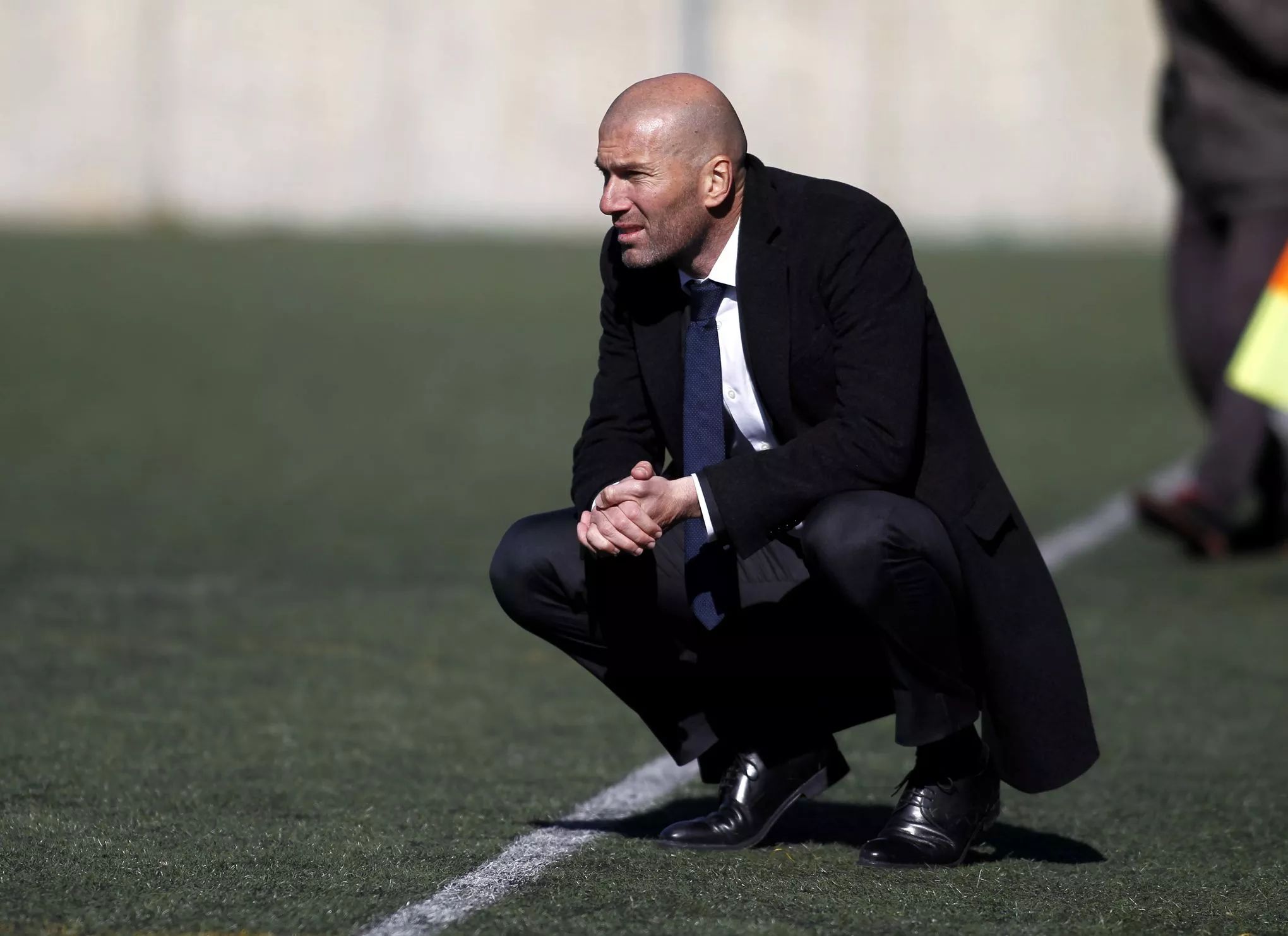 Zidane réclame deux joueurs algériens au Réal Madrid avant de revenir 