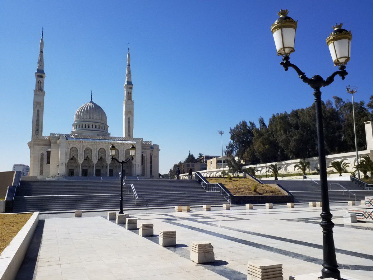 Cette touriste compare Alger à cette ville d’Amérique.