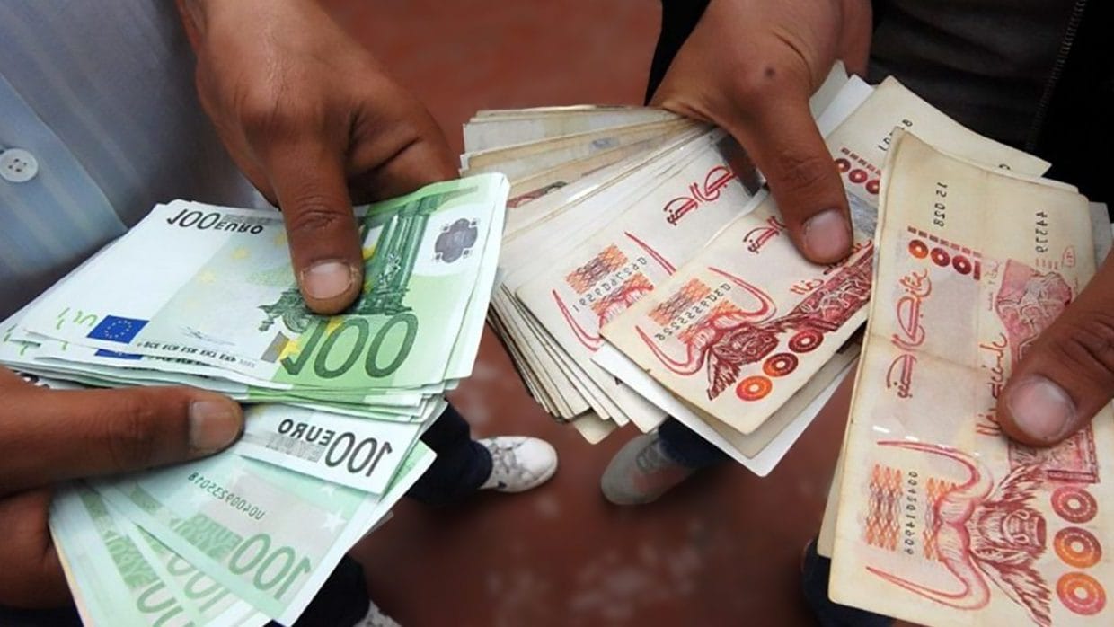 Taux de change du dinar sur le marché informel ce mardi 25 juillet
