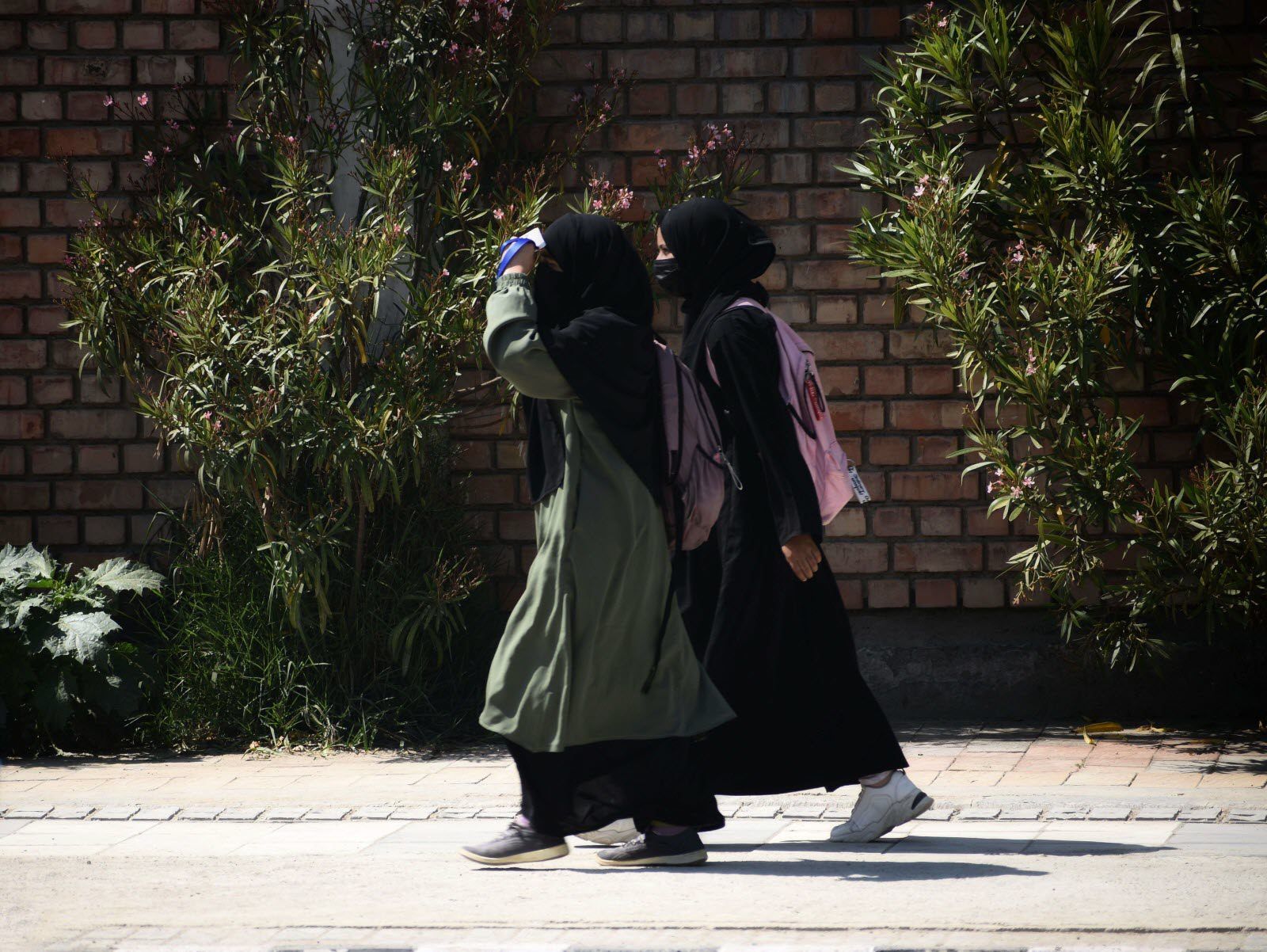 L ’abaya « n’est pas un signe religieux musulman », selon le CFCM