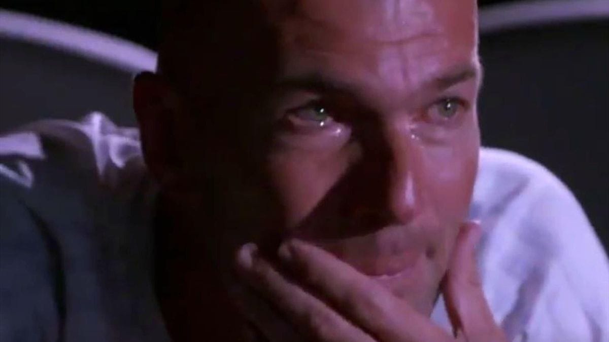 Incroyable! Zinedine Zidane pleure à cause de...