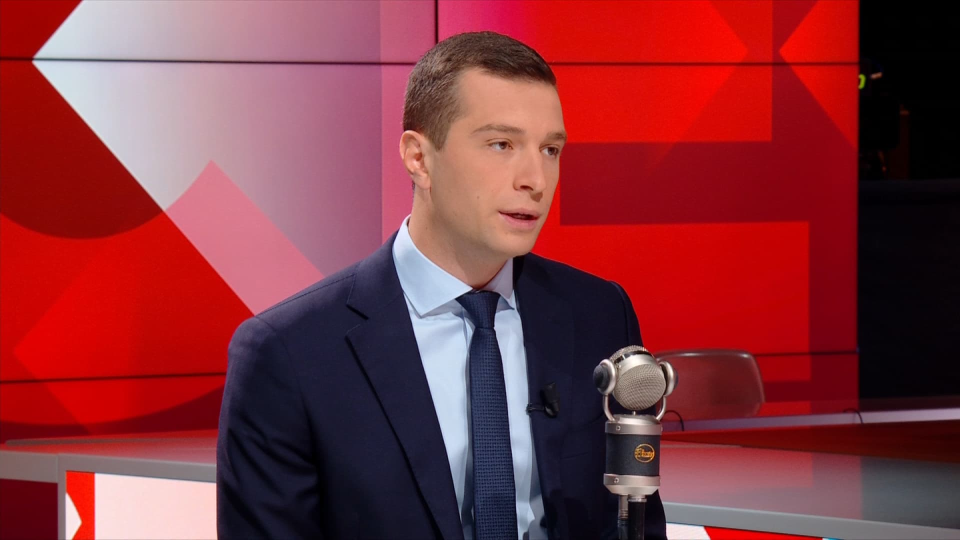 Mort de Nahel : Jordan Bardella envoie un message de haine à l'Algérie.