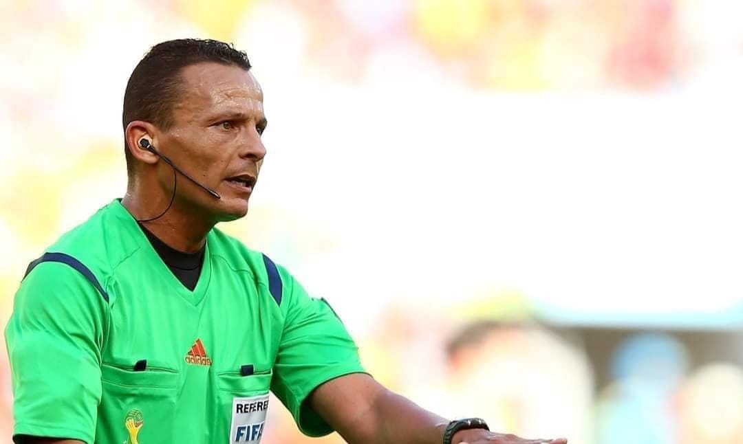 CAF: cet arbitre Algérien trouve place dans la commission d’arbitrage