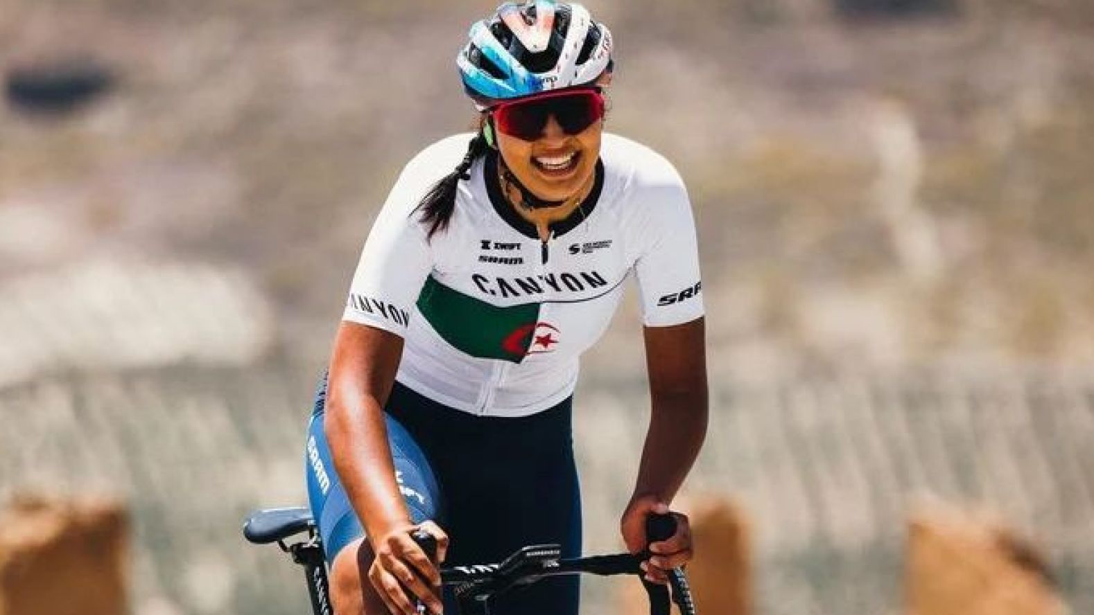 Cyclisme: Yasmine El Meddah fait honneur à l'Algérie