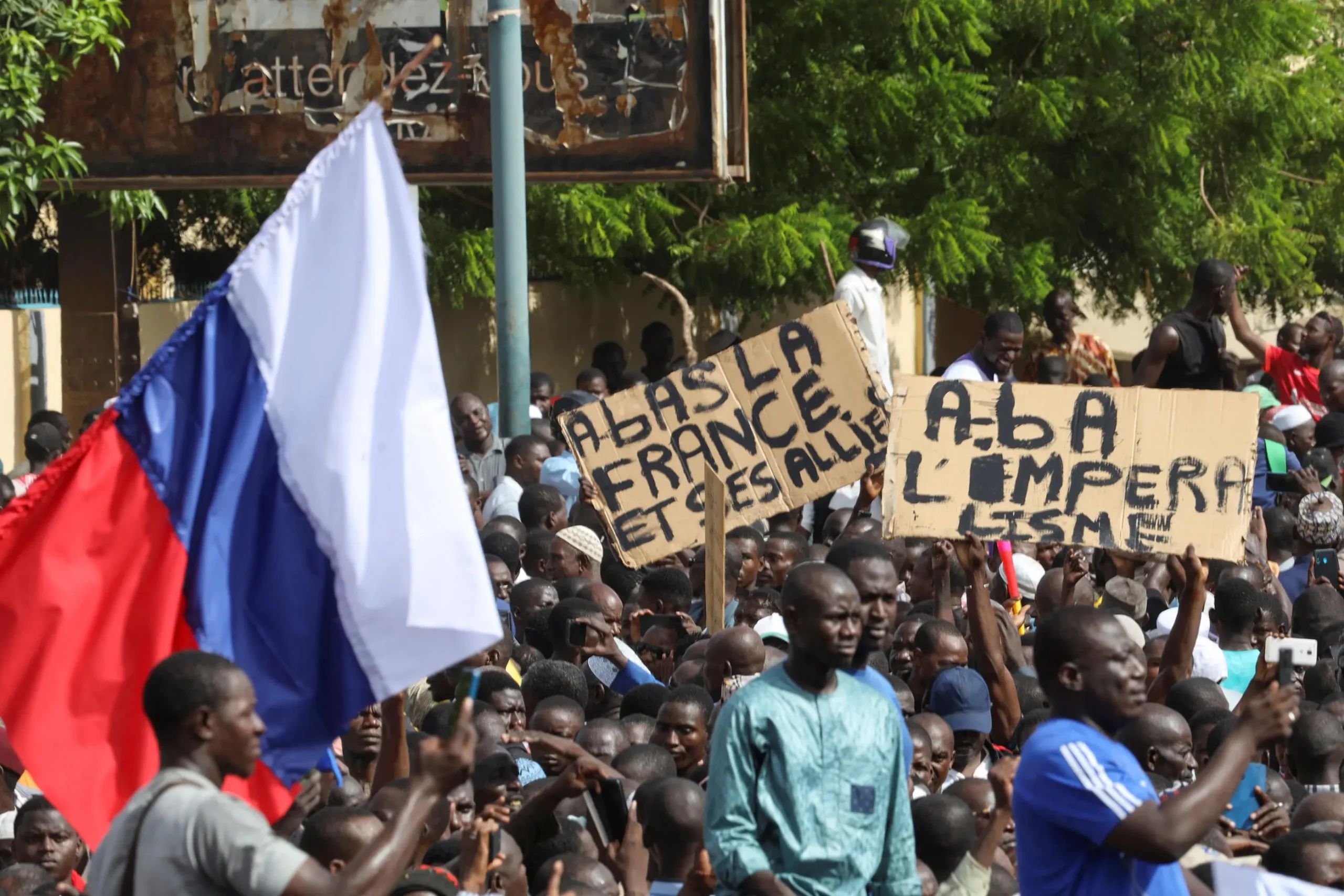 Niger France : « Armée française, allez-vous-en de chez nous ! »