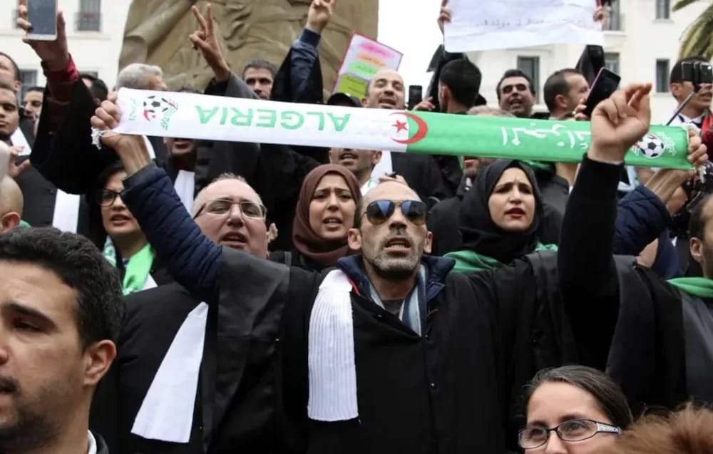 Algérie : L’UNOA annonce le boycott des activités judiciaires pour cette période