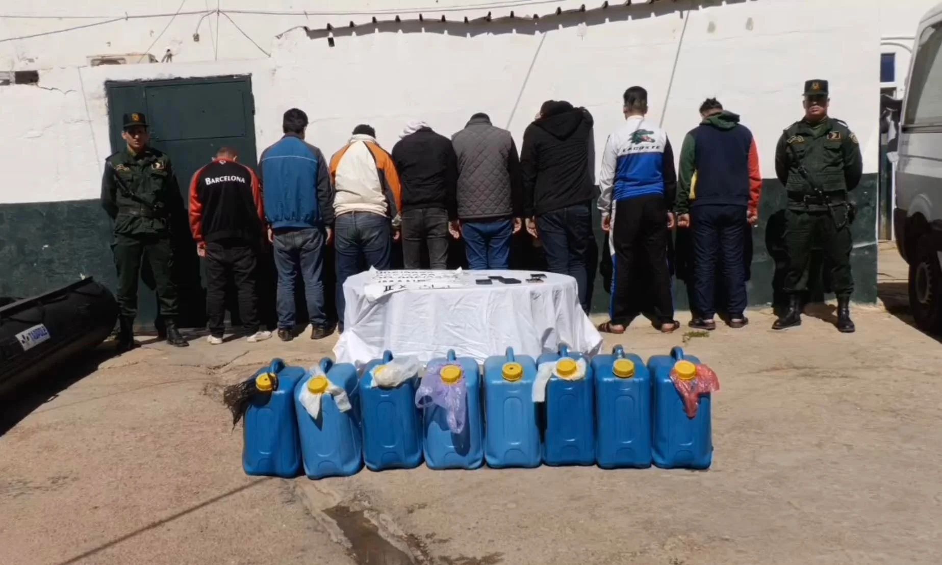 Oran: un réseau de passeurs de harragas mis à nu Oran: un réseau de passeurs de harragas mis à nu