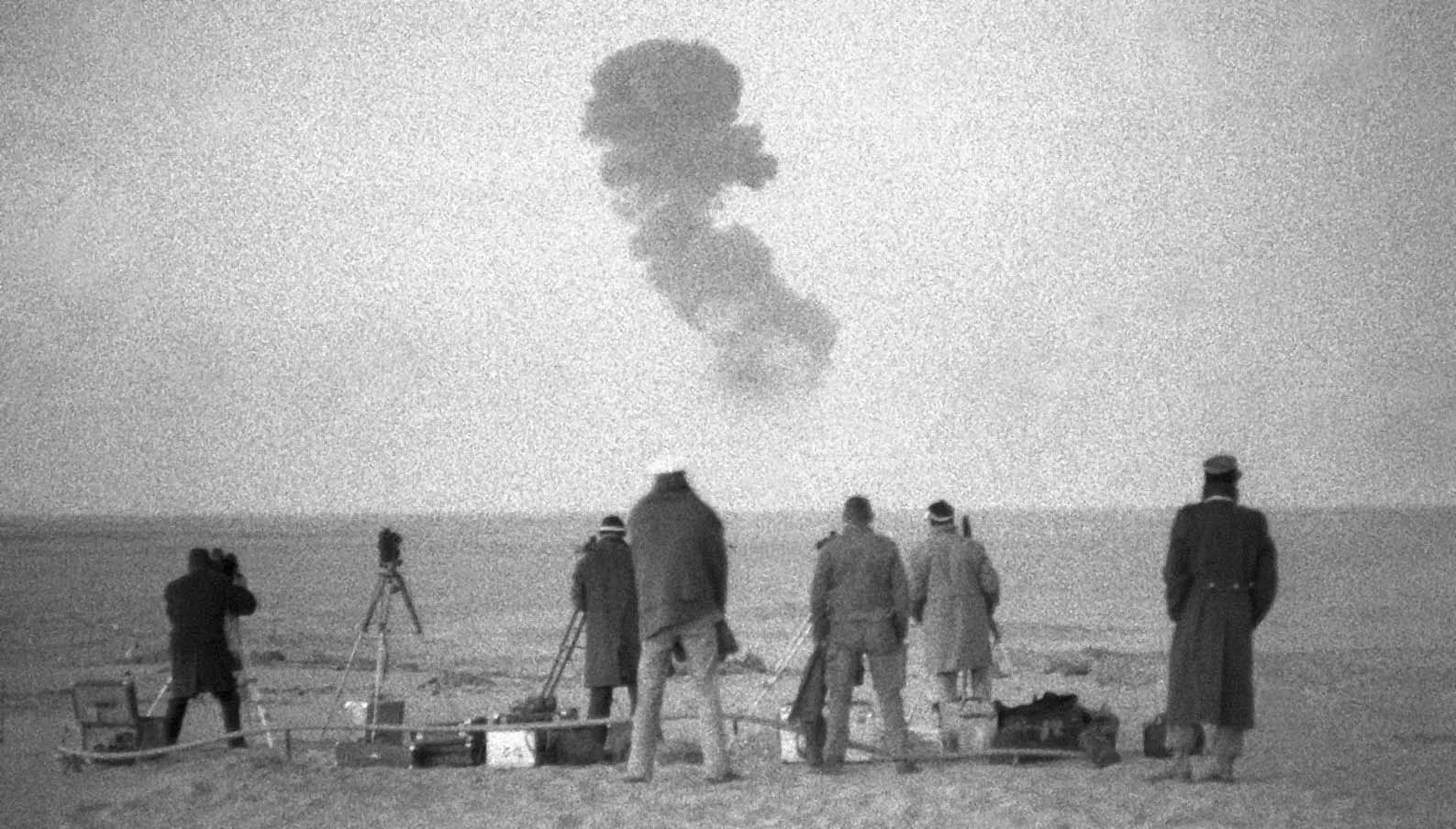 Essais nucléaires français : l’Algérie exige la reconnaissance des dommages crées