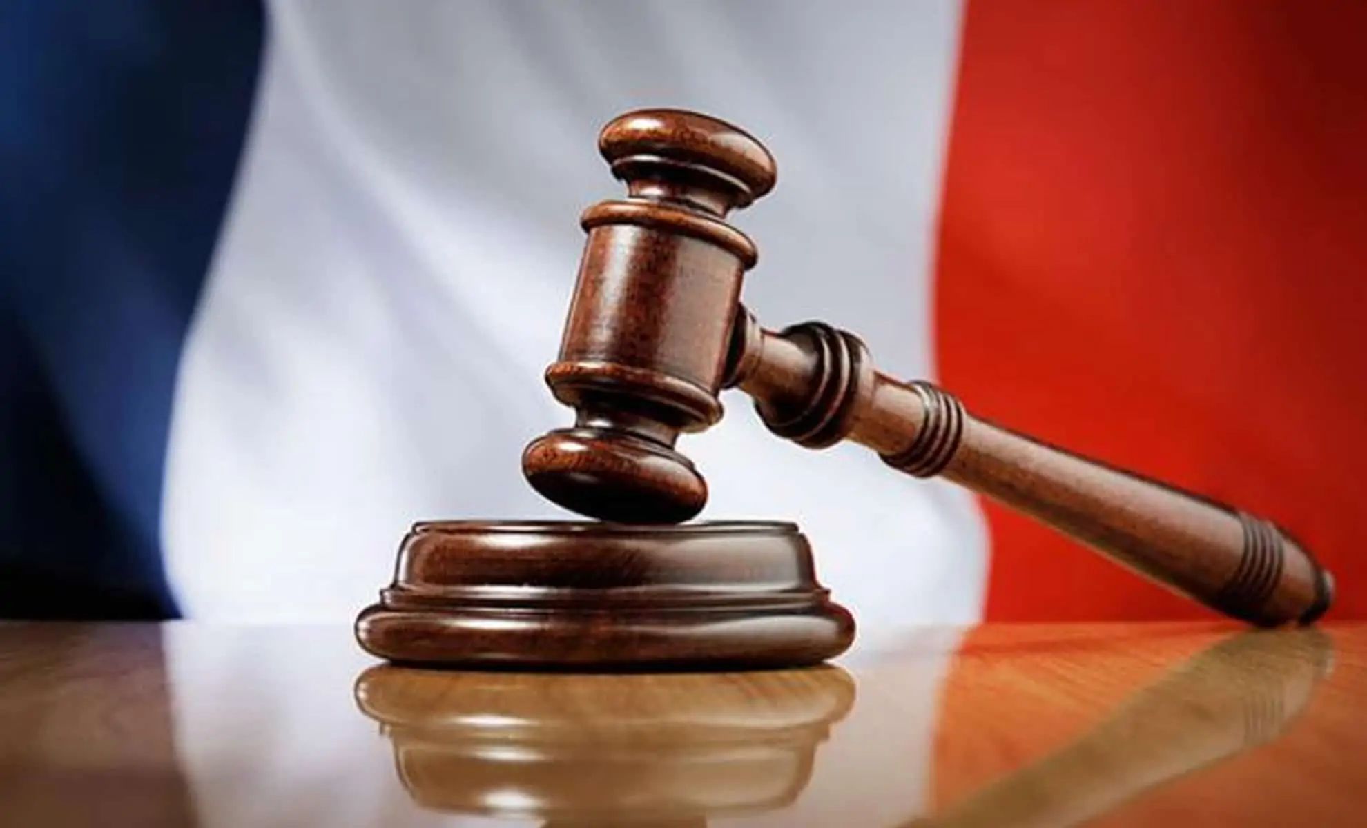 La justice française tranche