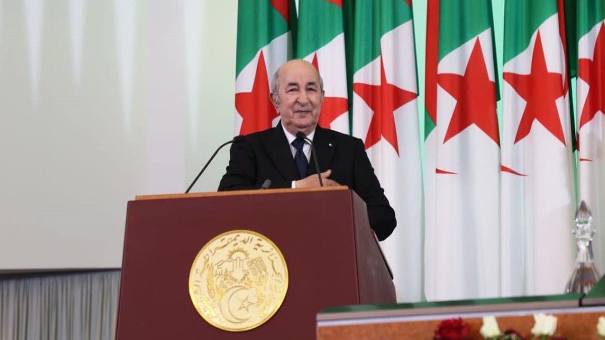 Journée internationale des travailleurs : Tebboune honore deux héros nationaux