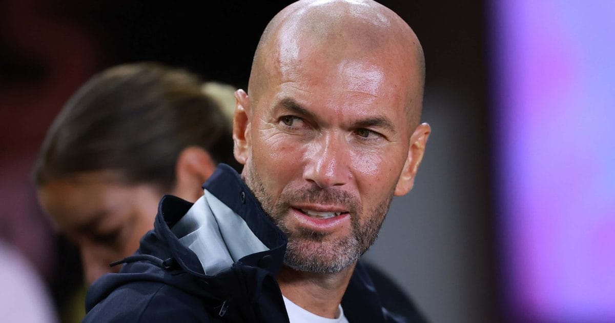 Nabil Djellit réclament Zidane pour diriger l'Équipe d'Algérie !