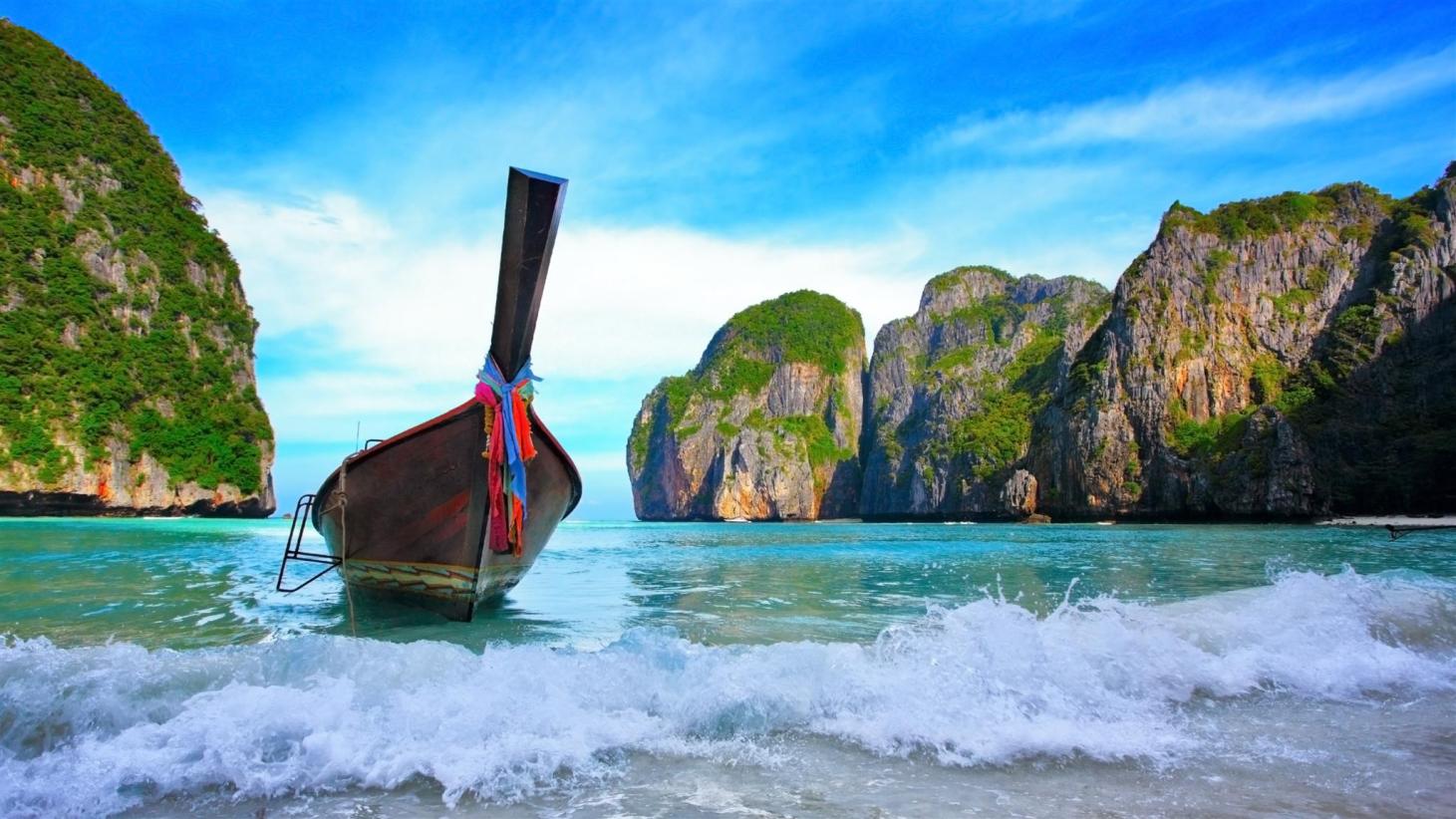 Scandale en Thaïlande: Touriste Algérien Arrêté pour Vol d'Amulette en Or à Bangkok