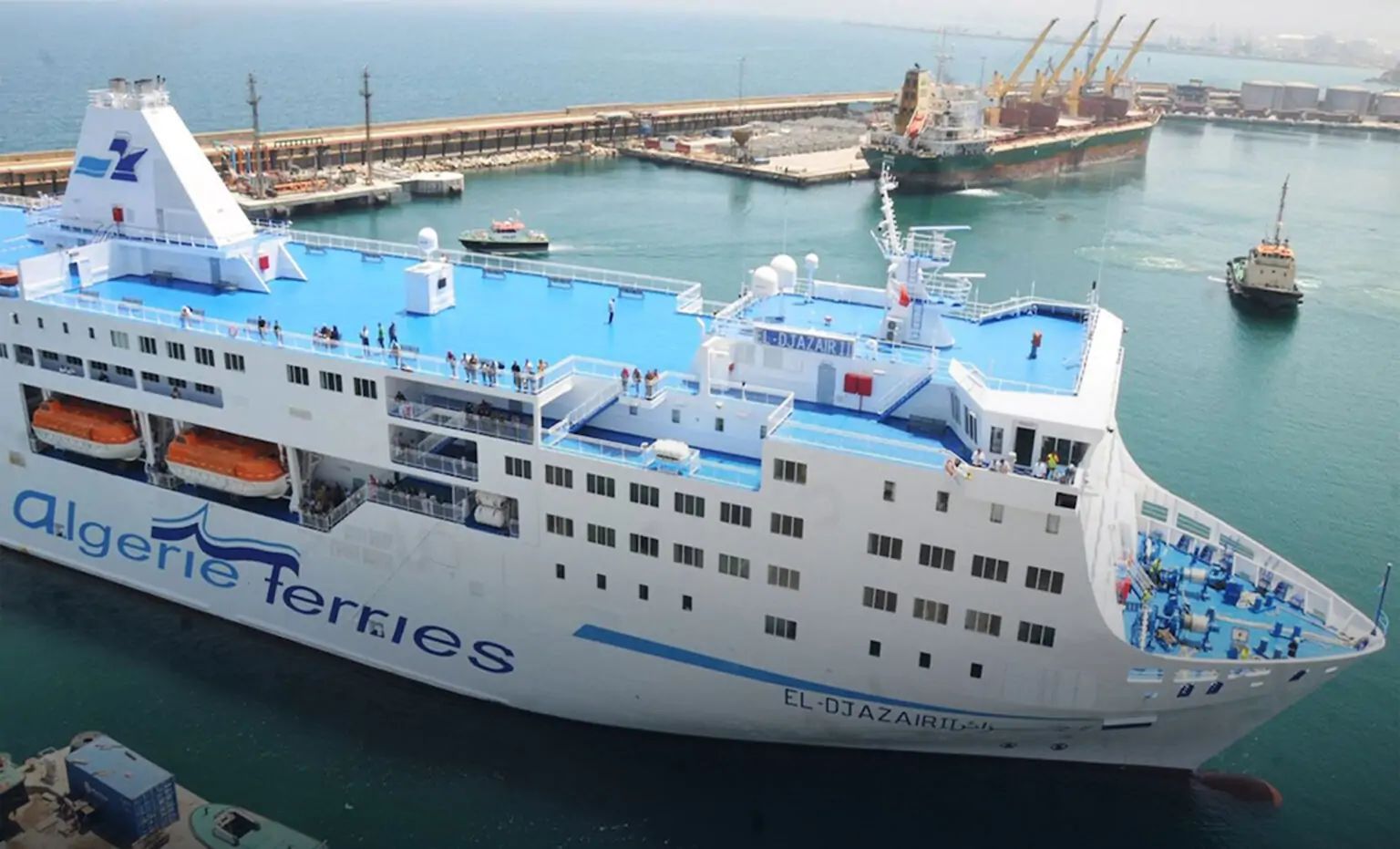 Algérie Ferries restreint l’accès à certains véhicules pour l’été 2025