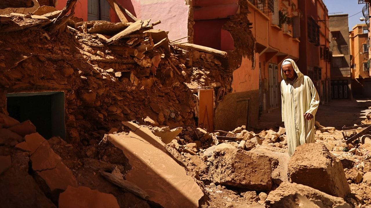 Maroc : Les Sinistrés du Séisme Abandonnés à leur Sort sous les Intempéries Hivernales