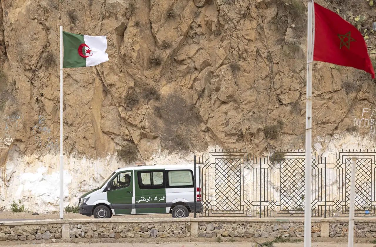 L'Algérie prépare le coup du siècle contre le Maroc