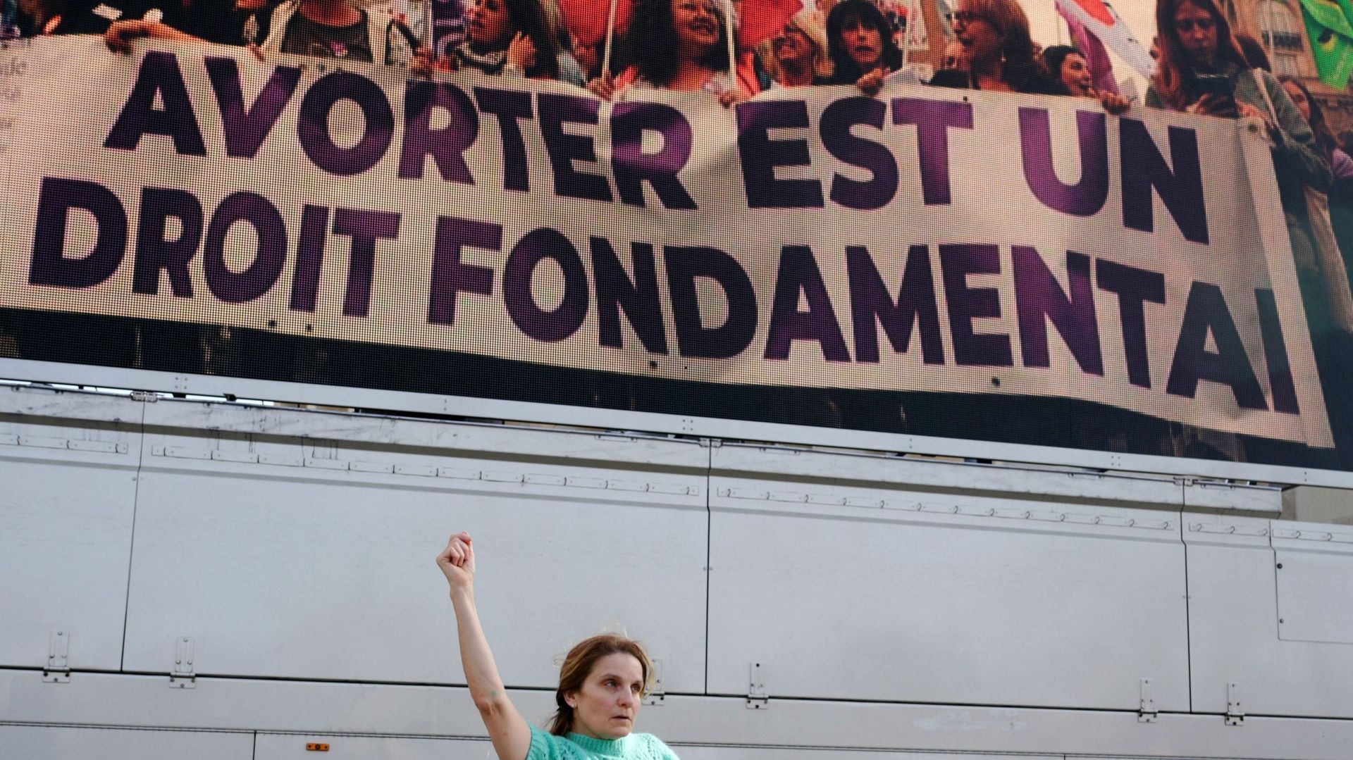 La France inscrit l'IVG dans sa Constitution - Une première dans l'histoire mondiale