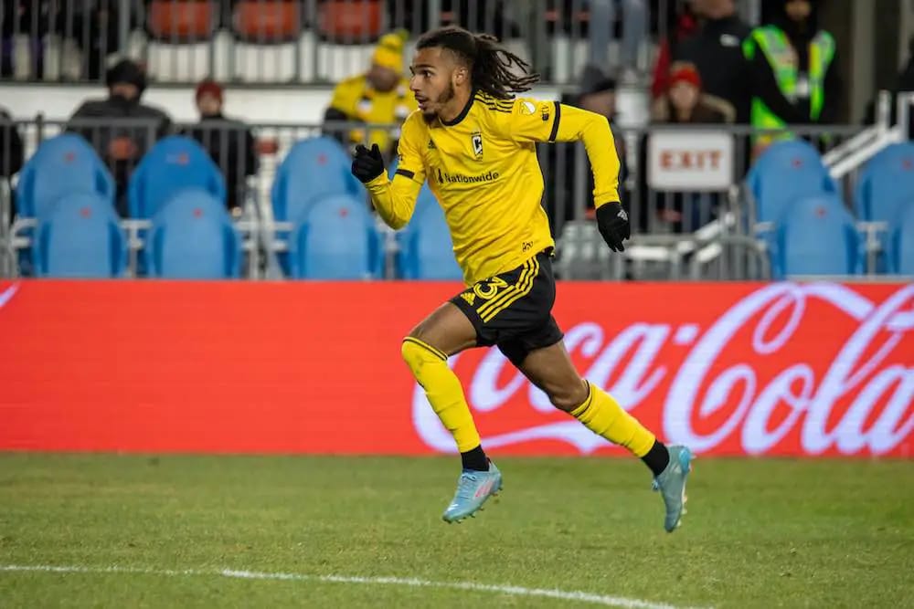 Mohamed Farsi, une nouvelle étoile montante chez les Fennecs : Le propable remplaçant de Youcef Atal