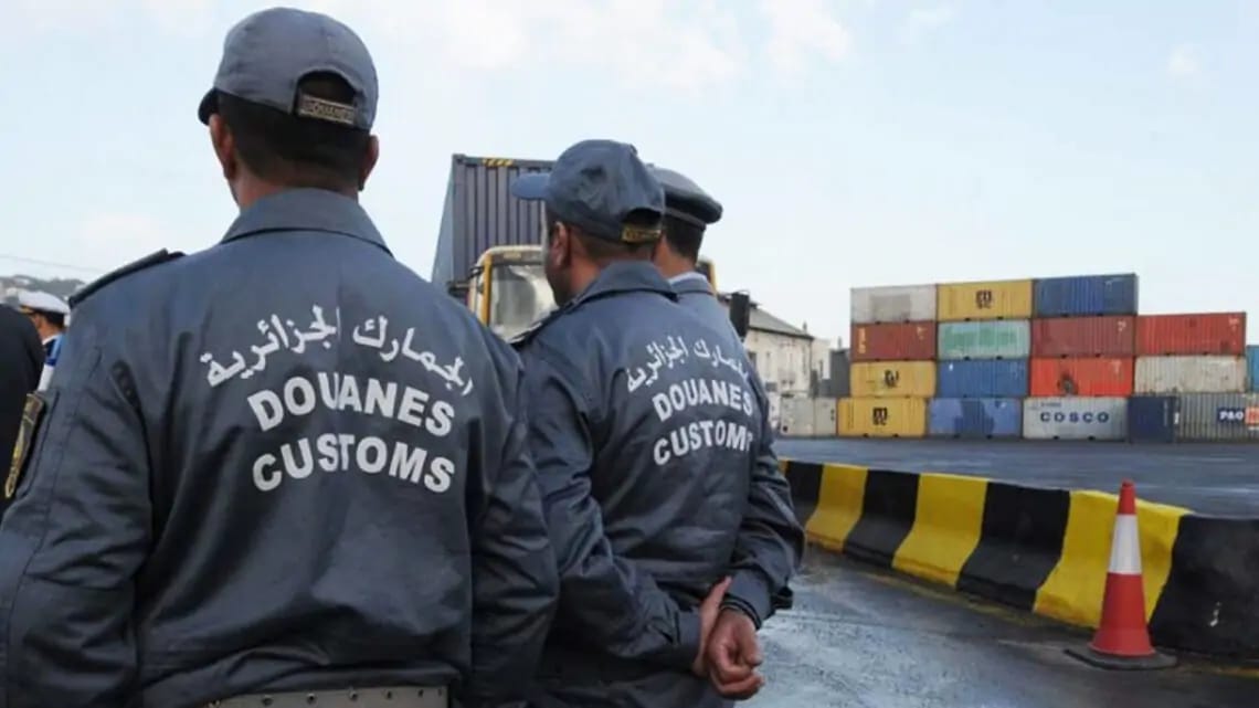 La douane algérienne, déterminée, à exterminer le "Trabendo"