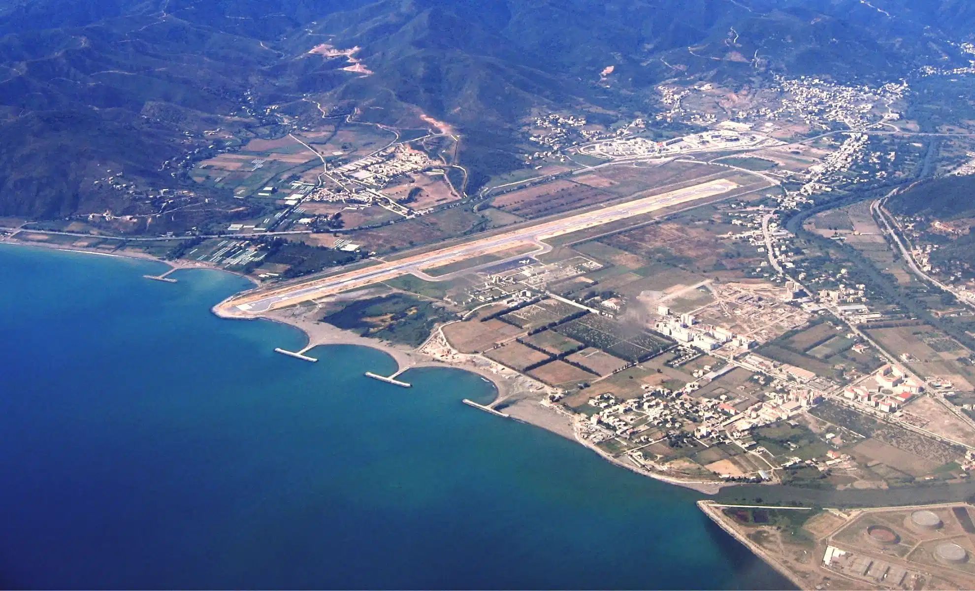 Aéroport de Bejaïa : Fermeture temporaire et transfert des vols, dates et raisons !