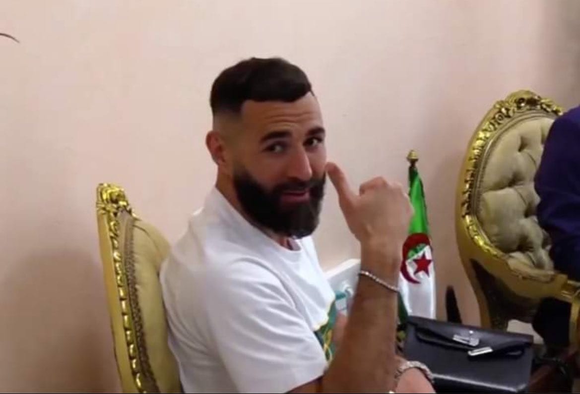 Qualif Coupe du monde 2026 : Karim Benzema rend visite aux Fennecs avant la rencontre face aux Guinéens