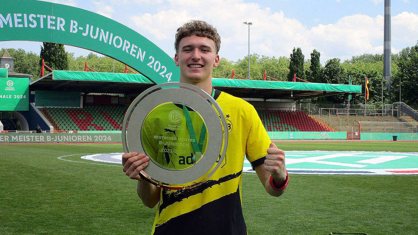 Choix de Elias Benkara : entre l'Allemagne et l'Algérie, quel avenir ? Elias Benkara : Cela ne fait plus aucun doute !