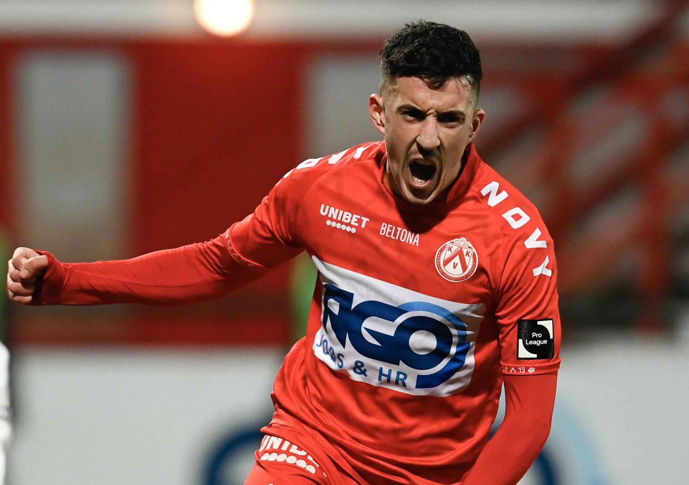 Abdelkahar Kadri courtisé par Cardiff City : un transfert imminent pour le Fennec Abdelkahar Kadri courtisé par Cardiff City : un transfert imminent pour le Fennec