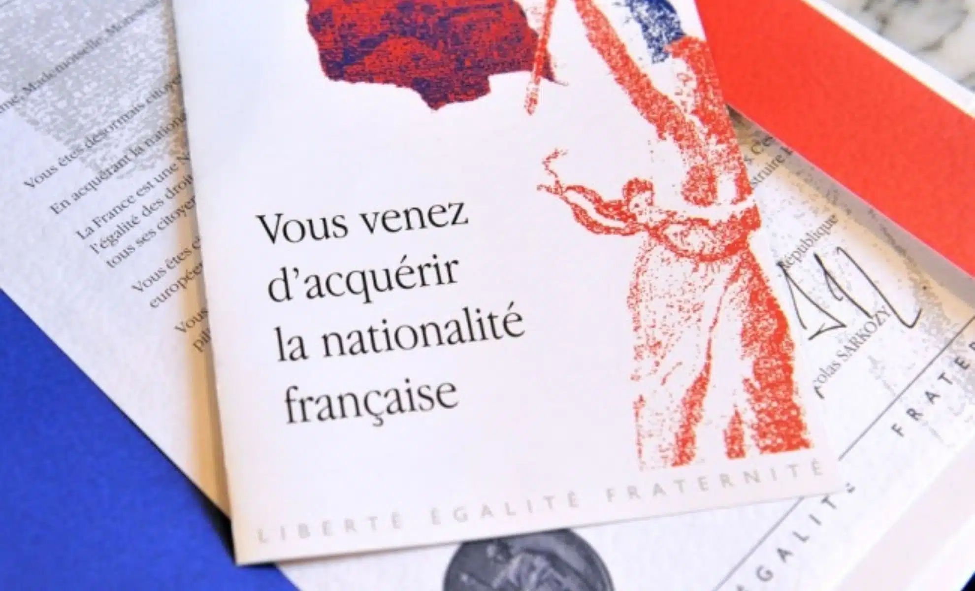Naturalisation en France : les conditions d’accès deviennent plus strictes