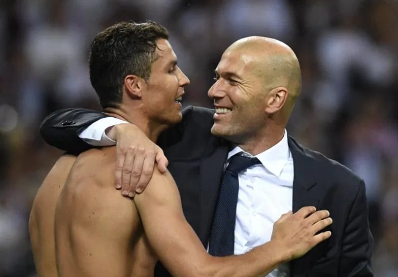 Zinedine Zidane en route vers l'Arabie Saoudite ? El Nassr prêt à frapper fort sous l'impulsion de Cristiano Ronaldo