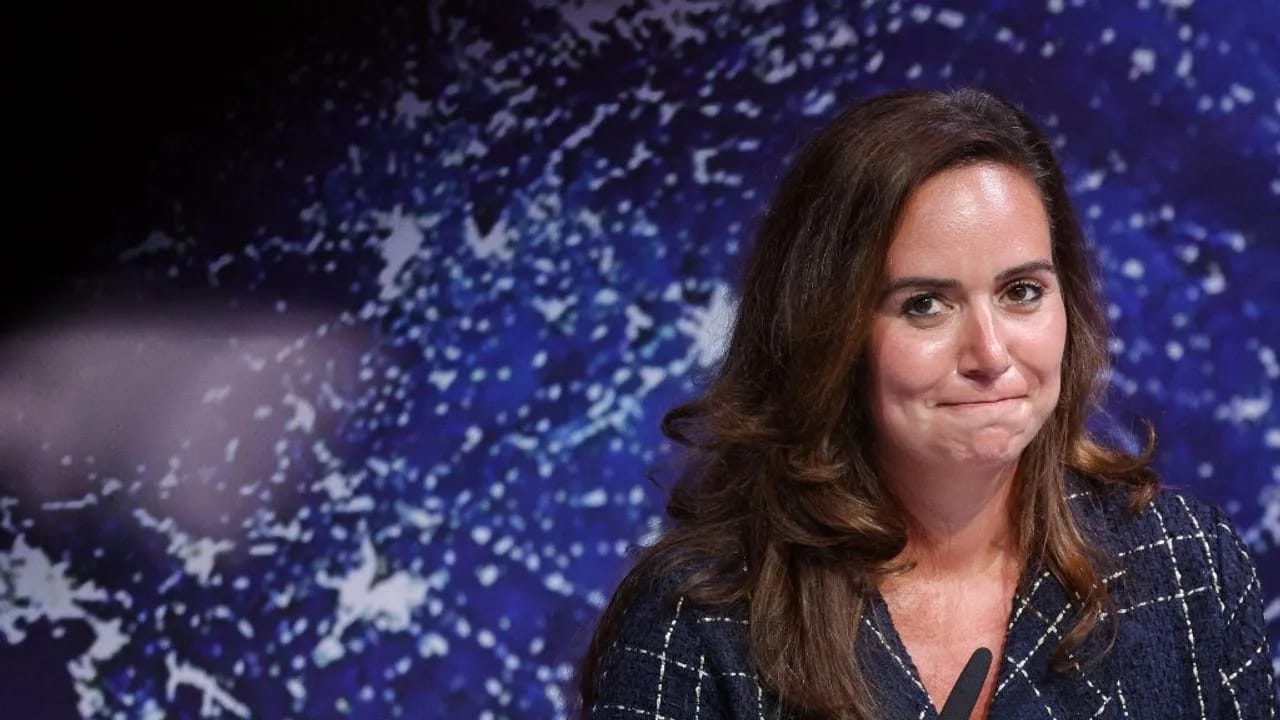 Aide de la France à l’Algérie : Sarah Knafo dans le viseur de la justice en raison de fausses déclarations