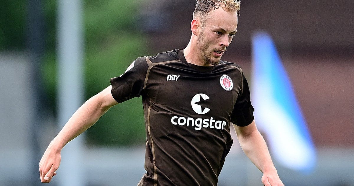 Algérie : Carlo Boukhalfa rêve de porter le maillot des Fennecs Carlo Boukhalfa En équipe D'Algérie? Un Rêve Presque à L'eau