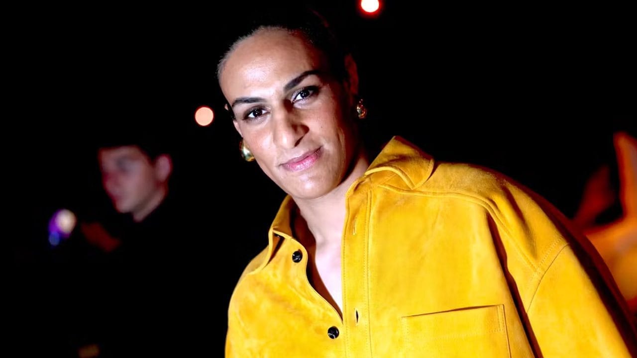 Imane Khelif : « Ne baissez jamais les bras » — Une médaillée d’Or inspirante malgré l’adversité