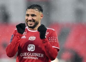 Youcef Belaili sous un tonnerre d'éloges