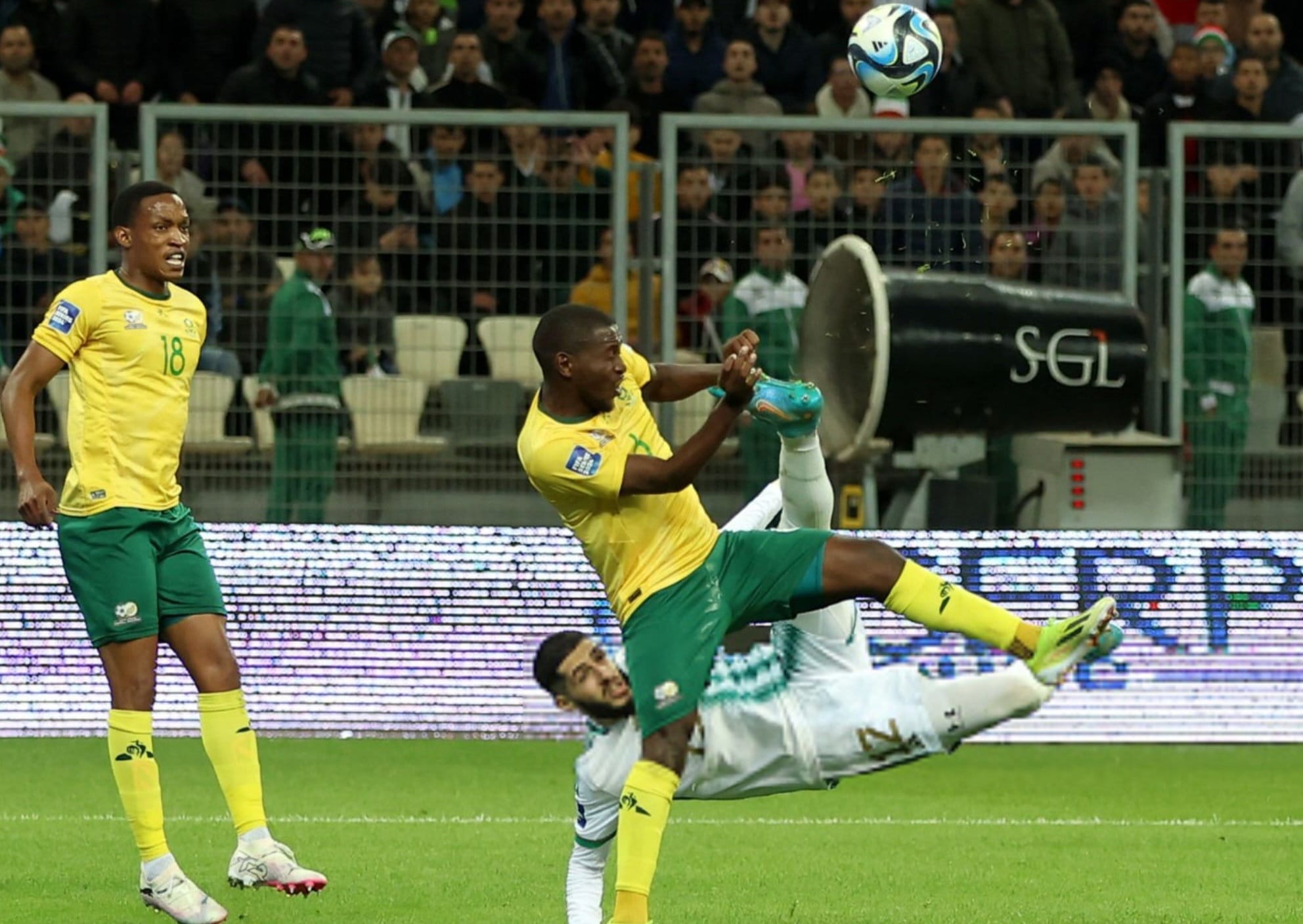 Prix Puskas 2024 : Yassine Benzia et Mohamed Kudus parmi les finalistes