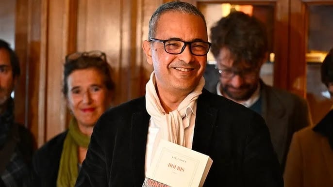 Kamel Daoud, lauréat du Prix Goncourt 2024, au cœur d’une polémique judiciaire