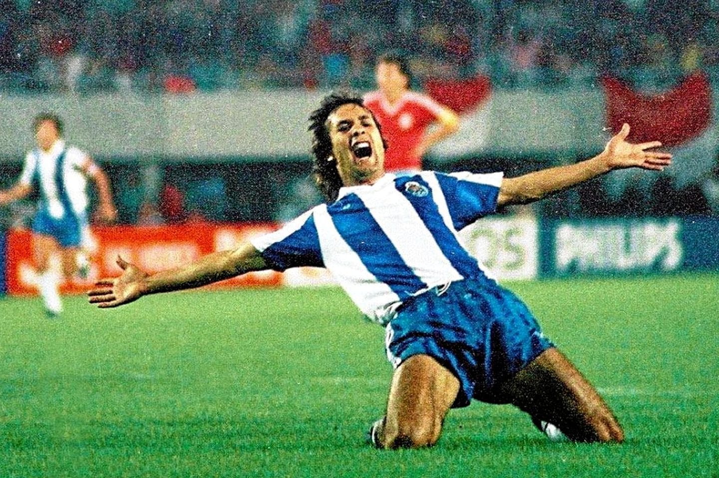Inouï  ! Rabah Madjer récompensé par le prestigieux « Dragon d’Or Vintage » du FC Porto