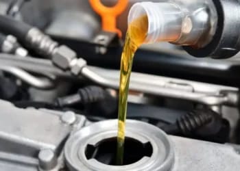 Petronas arrive en Algérie : un tournant pour les lubrifiants automobiles