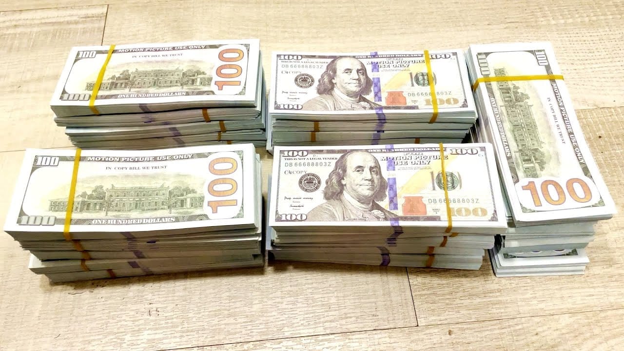 L’euro plonge à 260 dinars algériens