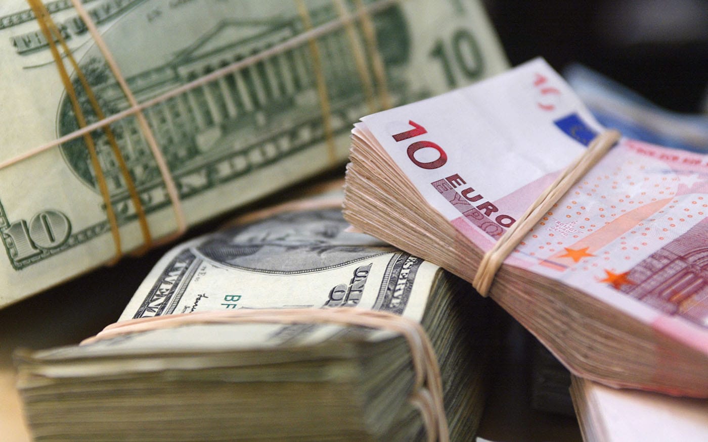 L’euro explose et atteint un sommet inédit ! Faut-il s’inquiéter pour le dollar ?