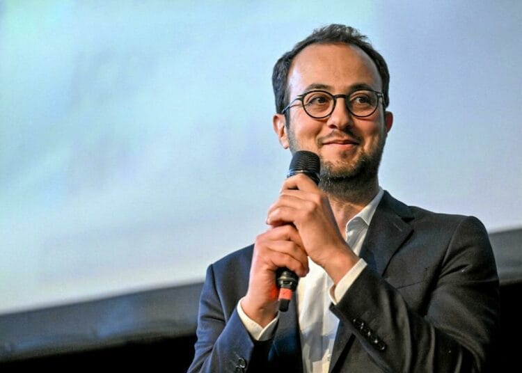 Saïd Benmouffok, le franco-algérien qui veut incarner une nouvelle gauche à Paris Saïd Benmouffok, le franco-algérien qui veut incarner une nouvelle gauche à Paris